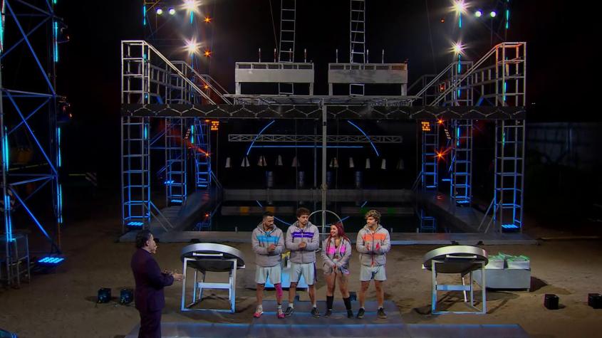 Mundos Opuestos | Capítulo 203: La gran final del Segundo Tiempo