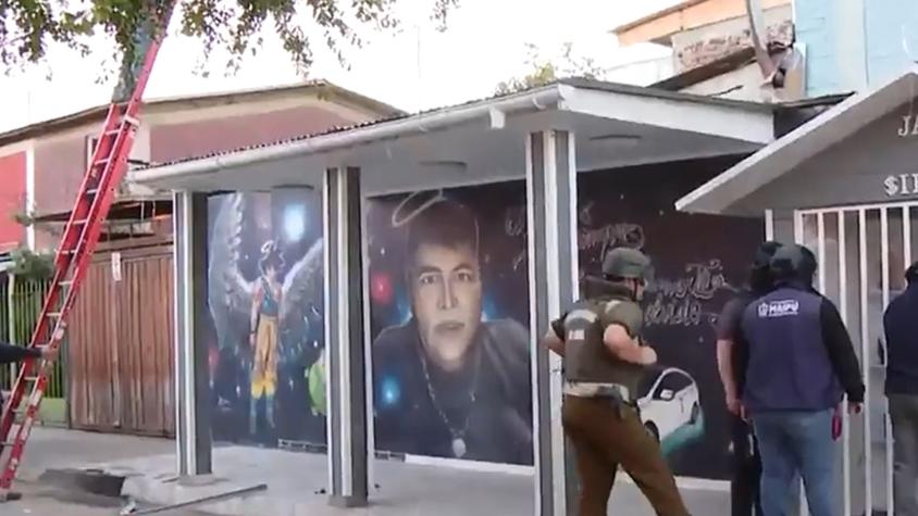 Vecinos de Maipú niegan teoría de autoridades sobre supuesto mausoleo narco: aseguran que sujeto era "recolector de chatarra"