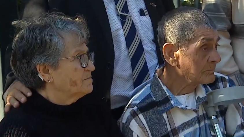 Falsa trabajadora social engañó a matrimonio de adultos mayores y les robó $500 mil de campaña solidaria