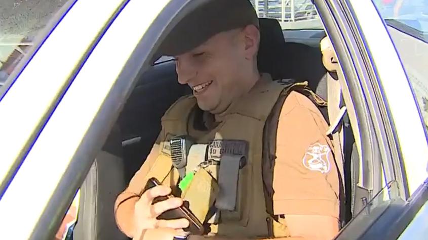 Acción de carabinero durante intensa fiscalización desató risas en Tu Día:  "El conductor de este vehículo se fugó"