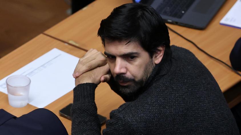 Decretan prisión preventiva para Joaquín Lavín León: se lo llevaron esposado 