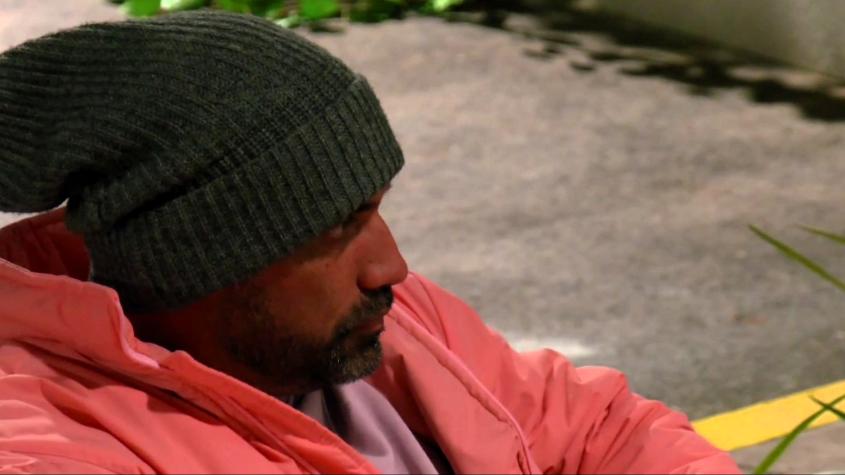 Hoy el actor Felipe Contreras le confesará a una compañera de Vecinos al límite que siente algo por ella: "Me están pasando cosas"