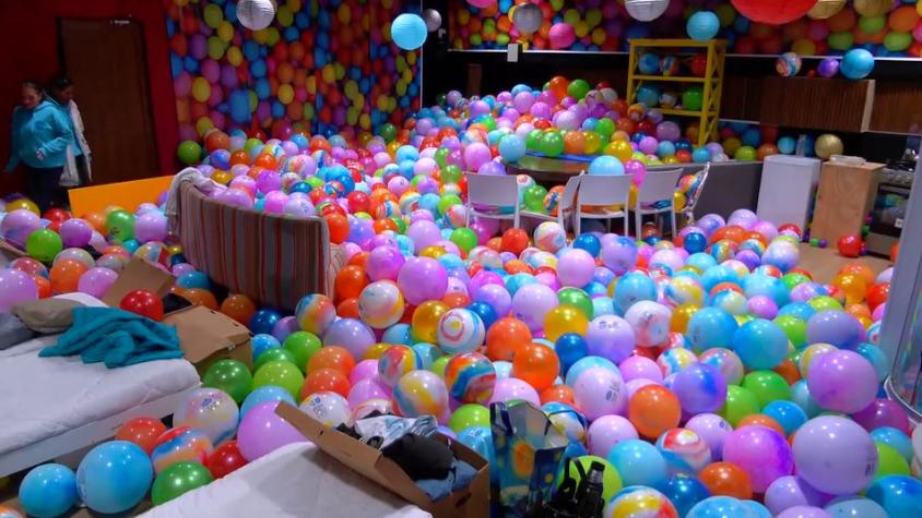 Casa Temática fue repletada de pelotas para molestar a los participantes: así fue la preparación de la jugarreta en Vecinos al límite 