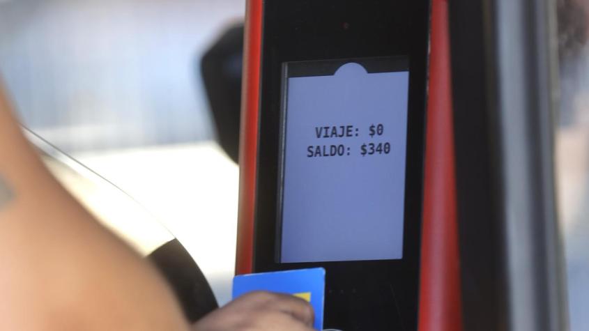 Cómo acceder a la tarifa rebajada para adultos mayores en el transporte público