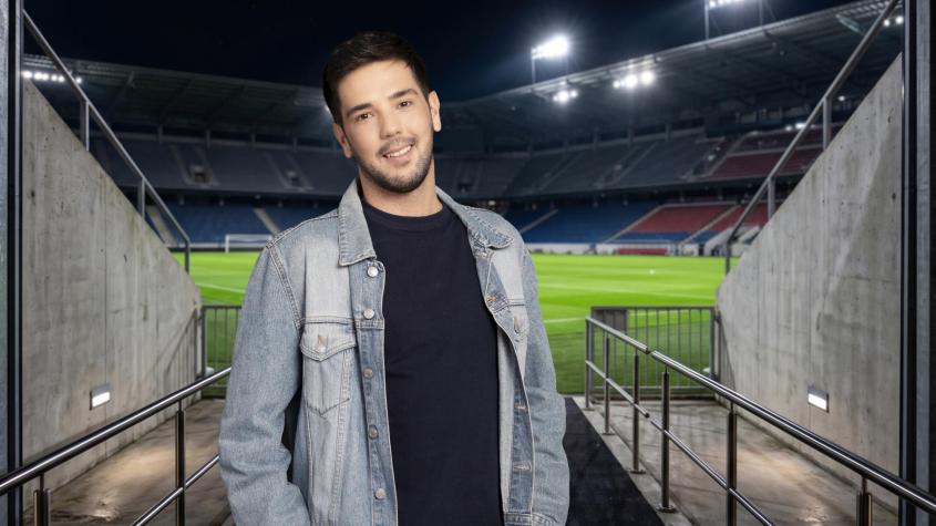 El actor y creador de contenidos Pedro Ozimica se lanza a la conquista de las teleseries verticales con "Un corazón como el tuyo"