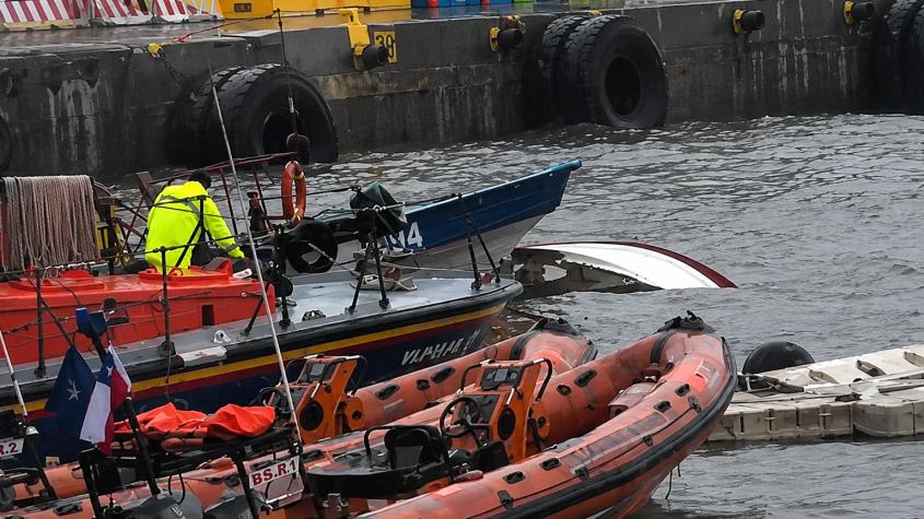 Sistema frontal provoca fuertes marejadas en Valparaíso y hunde una embarcación Sistema frontal provoca fuertes marejadas en Valparaíso y hunde una embarcación