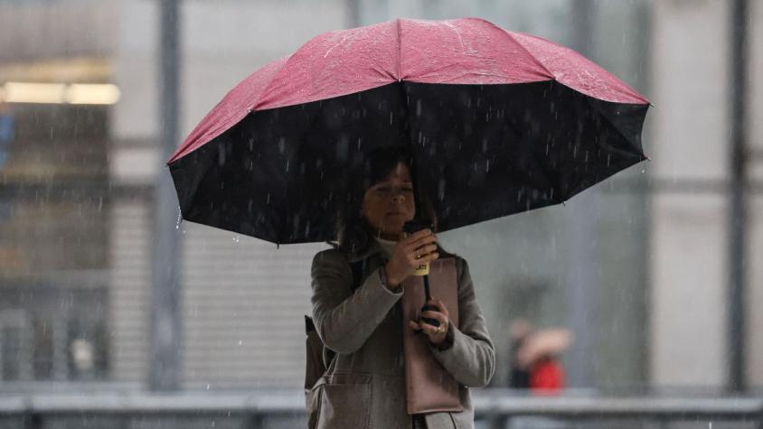 Michelle Adam cuenta cuándo volverá la lluvia en la Región Metropolitana