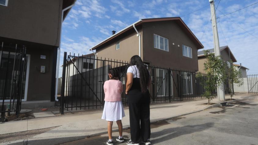 Subsidio hipotecario sumaría 30 mil nuevos cupos: revisa quiénes podrían acceder y los cambios que propone el proyecto