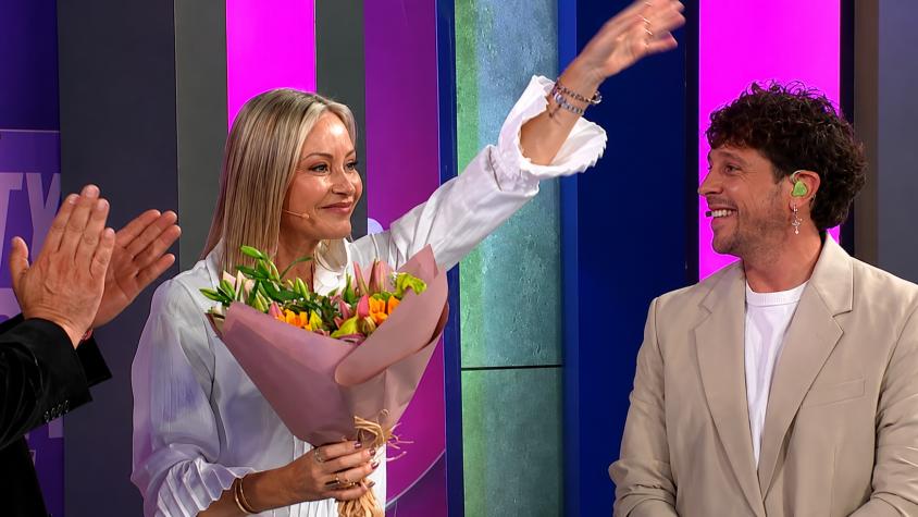 Con flores y aplausos: así fue la bienvenida a Marcela Vacarezza en ¡Hay que decirlo! Con flores y aplausos: así fue la bienvenida a Marcela Vacarezza en ¡Hay que decirlo!