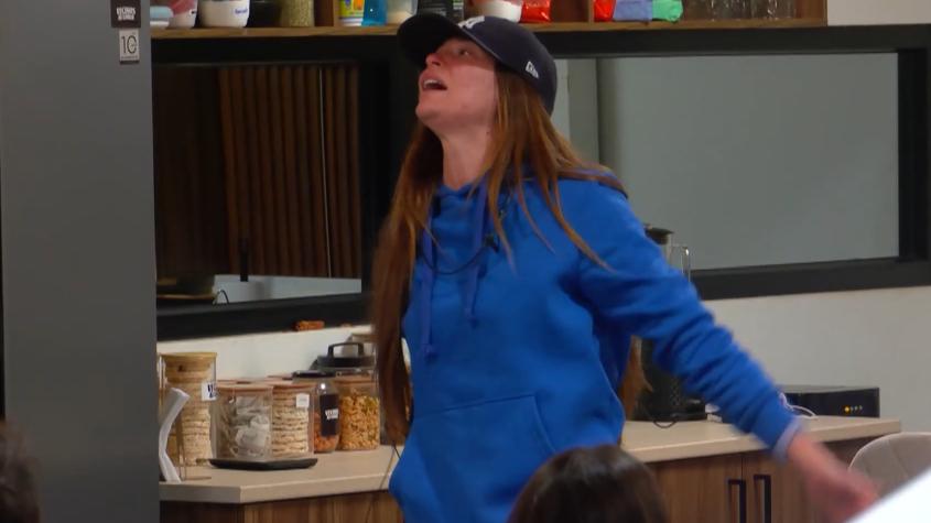 Julia Fernándes se enfureció con la producción del reality por una particular razón: dejó sin cita a uno de los participantes