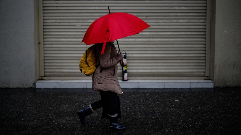 Con río atmosférico: Michelle Adam adelanta llegada de hasta cuatro sistemas frontales en varias regiones de Chile Con río atmosférico: Michelle Adam adelanta llegada de hasta cuatro sistemas frontales en varias regiones de Chile