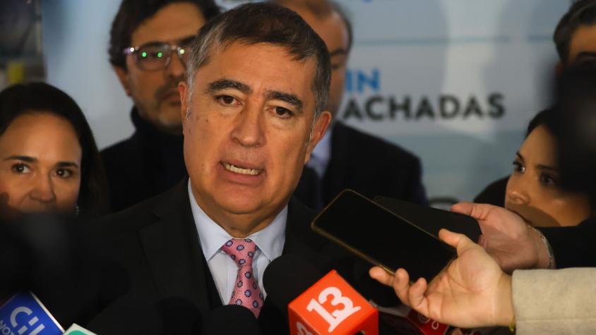 "No les pido ni un peso": el reclamo de Mario Desbordes al Congreso por trabas para contratar seguridad municipal "No les pido ni un peso": el reclamo de Mario Desbordes al Congreso por trabas para contratar seguridad municipal