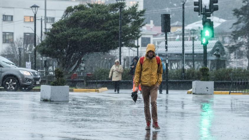 Sistema frontal con río atmosférico llega al país: ¿Cuándo llovería en Santiago esta semana?