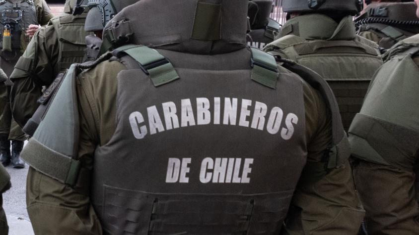 El momento en que detienen a cuatro carabineros en Rancagua: vestían uniforme de la institución