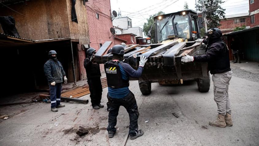 El particular hallazgo en narco-búnker de Lo Espejo: el lugar era utilizado para vender drogas El particular hallazgo en narco-búnker de Lo Espejo: el lugar era utilizado para vender drogas
