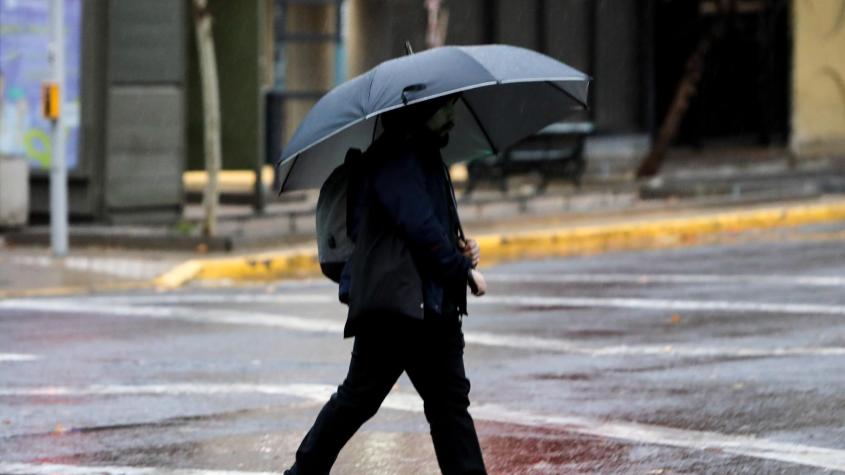 Santiago tendrá 3 días y medio de precipitaciones: ¿A qué hora comienzan las lluvias? Santiago tendrá 3 días y medio de precipitaciones: ¿A qué hora comienzan las lluvias?