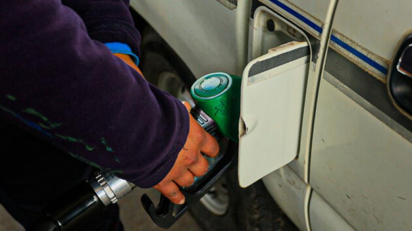 Bono Combustible: quiénes pueden recibir el beneficio de $100 mil