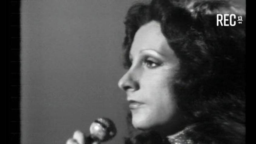 Gloria Simonetti canta "Do you know" (1973)