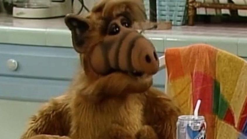 ¿Cuál es el verdadero nombre de Alf y cuántos años tiene?