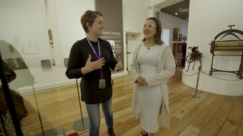 María Jesús Sothers se sorprendió con la colección textil del Museo Histórico Nacional