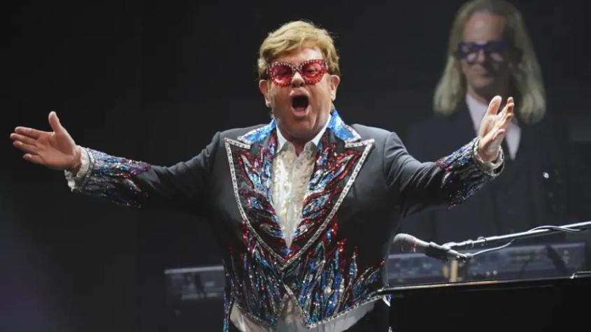 Histórico cantante Elton John habló sobre su preocupante estado de su visión