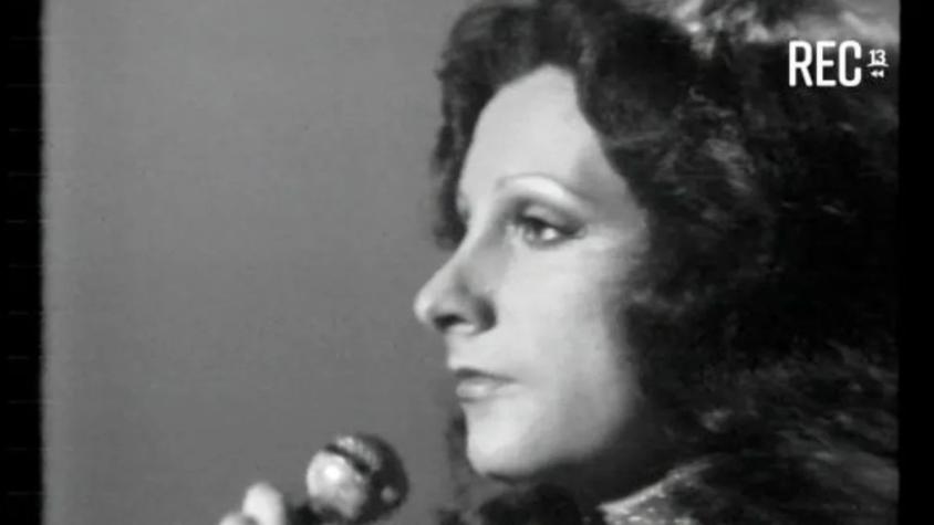 De las pifias al éxito: Gloria Simonetti, la primera artista chilena en ser pifiada en la historia del Festival de Viña