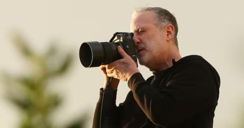 Spencer Tunick vuelve a Chile tras 23 años: El fotógrafo estadounidense anunció un nuevo proyecto