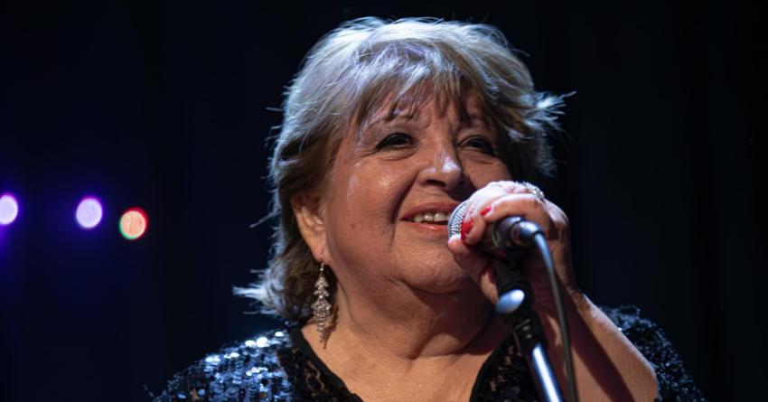 Carmen Maureira revive la magia de la Nueva Ola en un concierto íntimo en Santiago