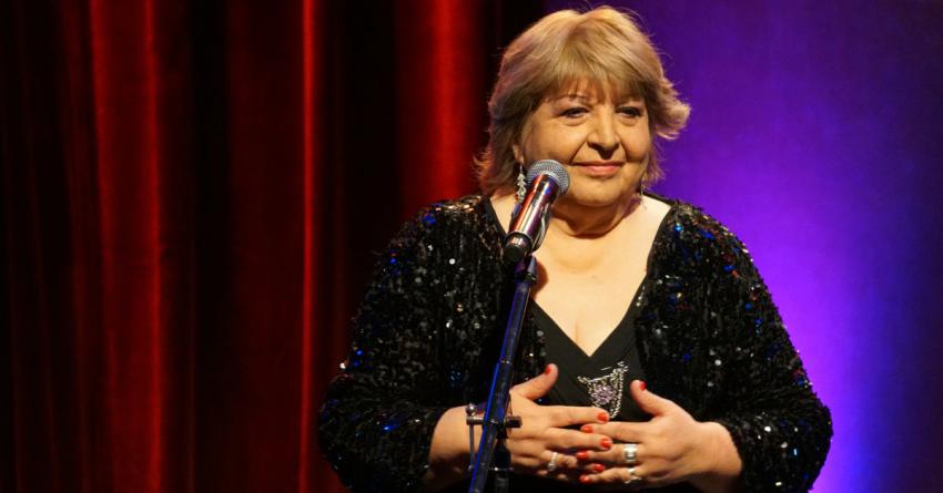 “Mi mamá pensaba que estaba loca": Carmen Maureira recuerda cómo empezó su carrera musical