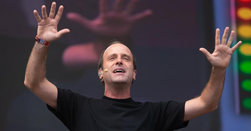 Así fue el inolvidable debut de Stefan Kramer en el Festival de Viña 2008